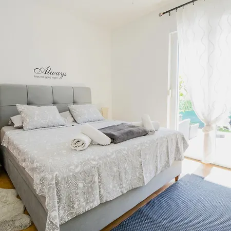 Apartment Deluxe Goya Zadar