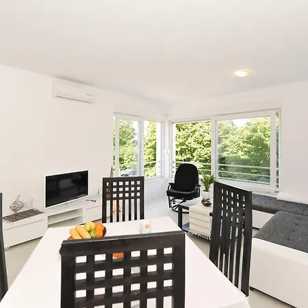 Apartment Deluxe Goya *