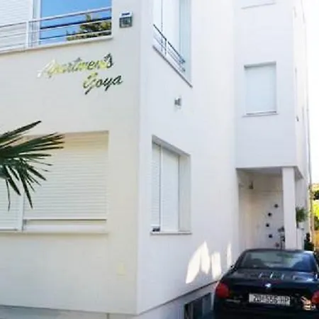 Apartment Deluxe Goya