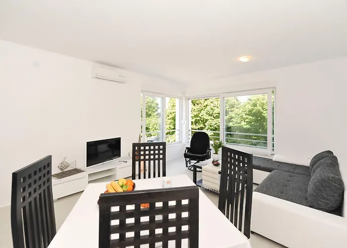 Διαμέρισμα Deluxe Goya *