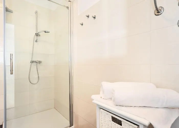Deluxe Goya Апартаменты *